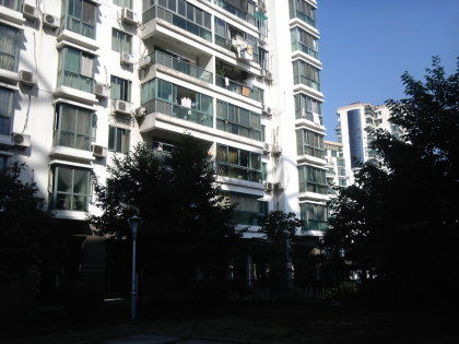 黄龙康城一组团深度解析 优缺点、居住体验与周边教育资源及中介评价